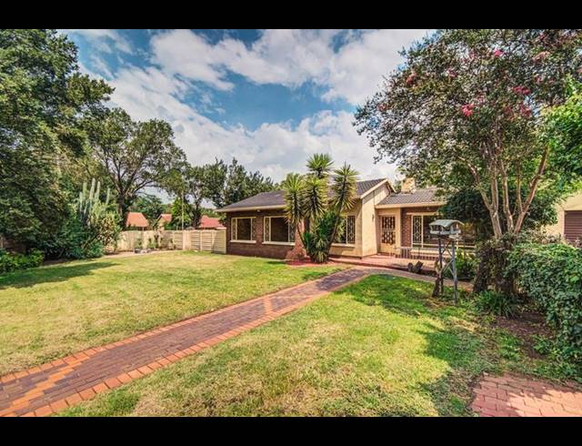 3 BEDROOM PROPERTY TO RENT IN DINWIDDIE